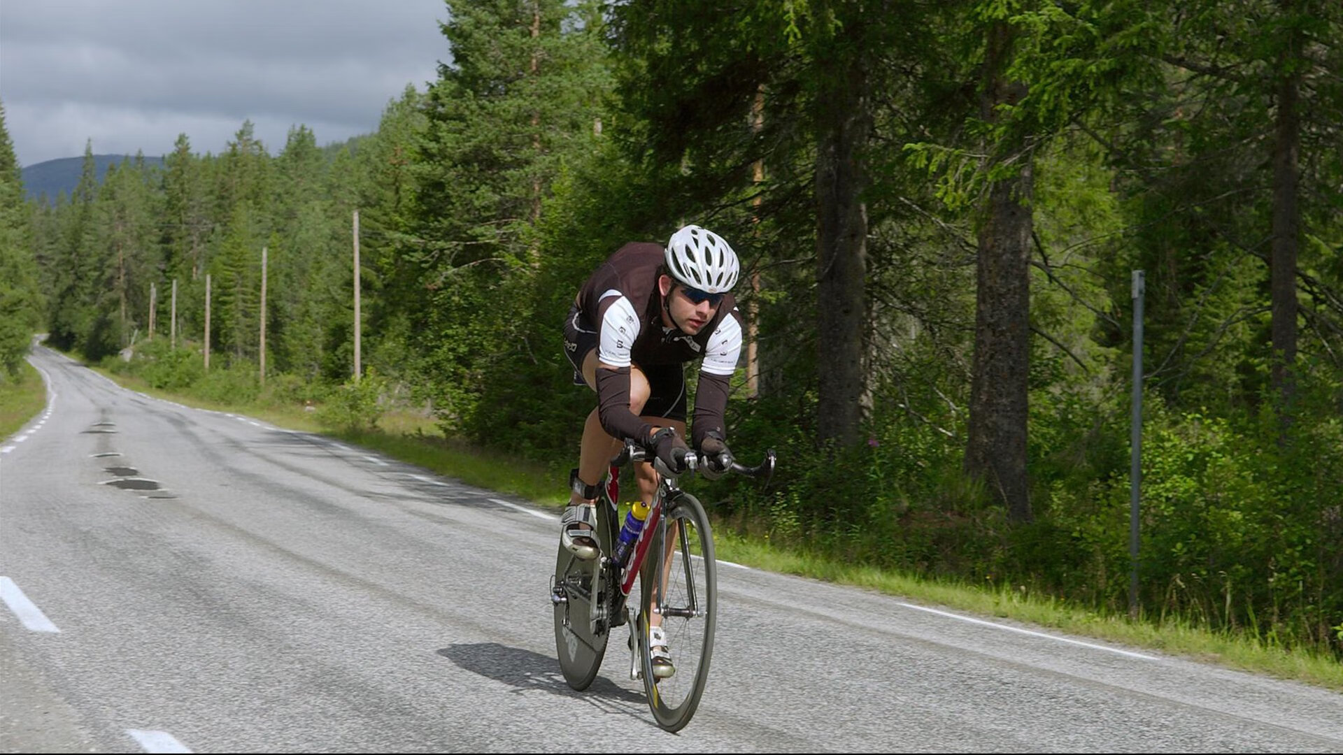 开云-选手赛前热身流程标准化科学备赛成趋势，赛前热身的好处