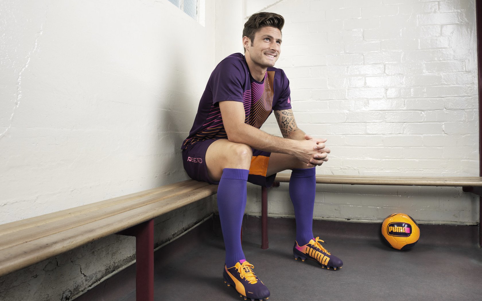 开云网址入口-【精彩瞬间】运动员如何在关键时刻调整战术?,运动员如何在比赛中控制自己的冲动性